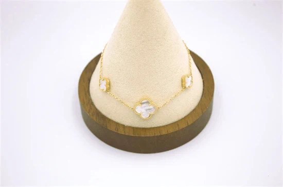 צמיד זהב עיצוב VAN CLEEF